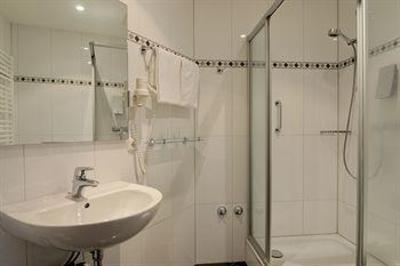 фото отеля Azimut Hotel Dresden