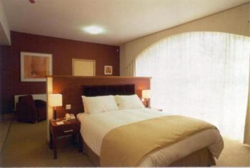 фото отеля Ramada Hotel and Suites Lough Allen Drumshanbo
