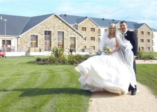 фото отеля Ramada Hotel and Suites Lough Allen Drumshanbo