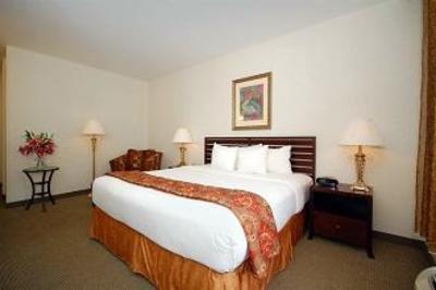 фото отеля BEST WESTERN PLUS Hotel at the Convention Center