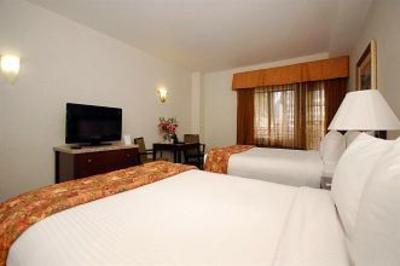 фото отеля BEST WESTERN PLUS Hotel at the Convention Center