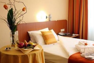 фото отеля Arcadia Hotel Bielefeld