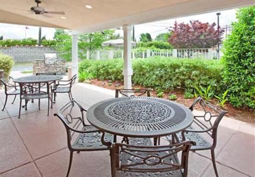 фото отеля Residence Inn Charlotte University Research Park