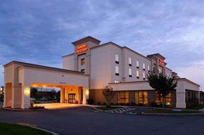фото отеля Hampton Inn & Suites New Haven-South-West Haven