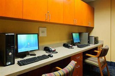фото отеля Hampton Inn & Suites New Haven-South-West Haven