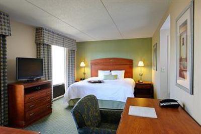 фото отеля Hampton Inn & Suites New Haven-South-West Haven
