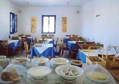 фото отеля Paros Land Hotel Bungalows Alyki