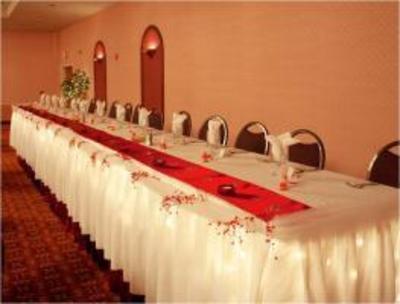 фото отеля BEST WESTERN PLUS Trail Lodge Hotel & Suites
