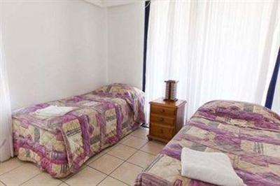 фото отеля Surf Regency Apartments