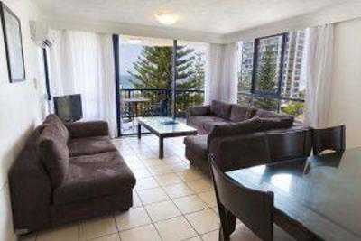 фото отеля Surf Regency Apartments