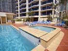 фото отеля Surf Regency Apartments