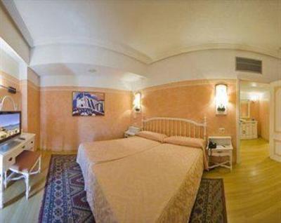 фото отеля Hotel Torre Del Mar Ibiza
