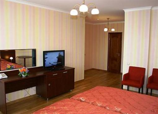 фото отеля Petrovo-Dalnee Holiday hotel