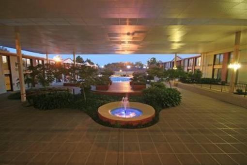 фото отеля BEST WESTERN Burlington