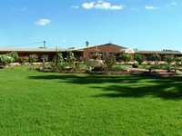 Newell Motor Inn