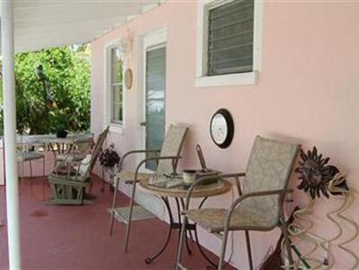 фото отеля Little Pink Hut
