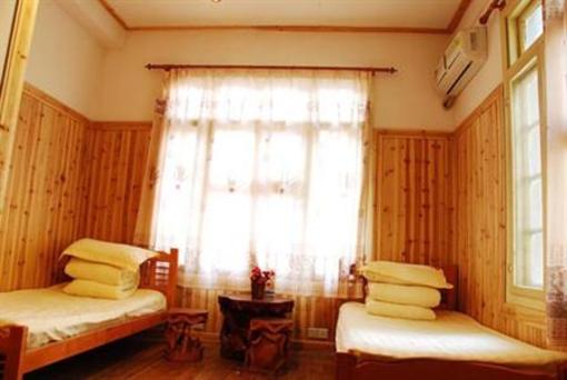 фото отеля Wuhan Pathfinder International Youth Hostel