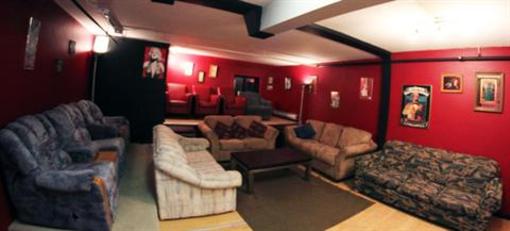 фото отеля The Urban Retreat Hostel – Big White