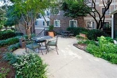фото отеля Staybridge Suites Austin Arboretum