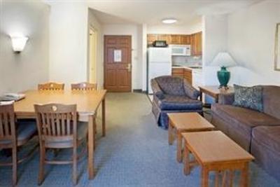 фото отеля Staybridge Suites Austin Arboretum