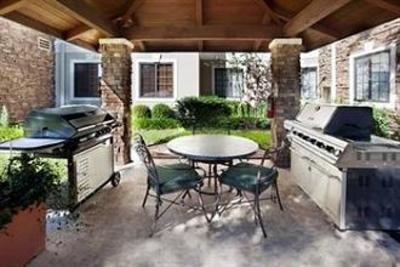фото отеля Staybridge Suites Austin Arboretum