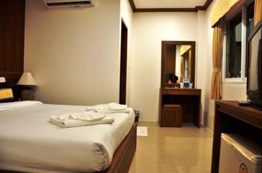 фото отеля MVC Patong House Hotel Phuket