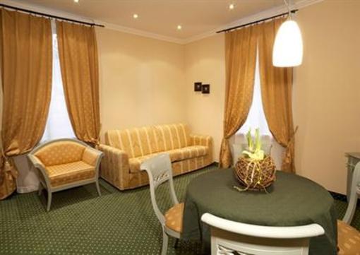 фото отеля Villa Helvetia Merano