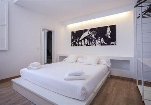 фото отеля Cheap & Chic Hotel