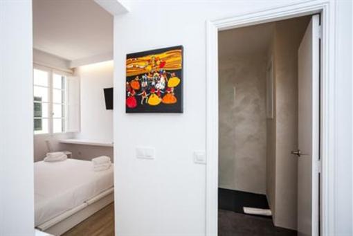 фото отеля Cheap & Chic Hotel