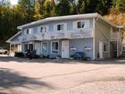 фото отеля Cozy Pines Motel Castlegar