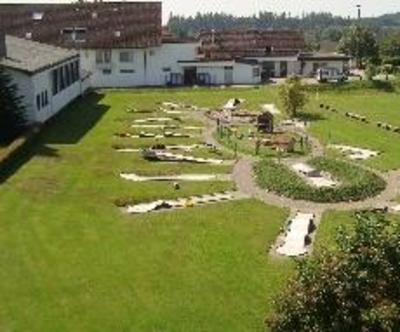 фото отеля Zum Hirschen Gasthof