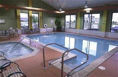 фото отеля AmericInn Hotel & Suites Indianapolis Northeast Fishers