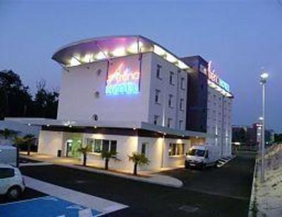 фото отеля Hotel Arena Bordeaux Gradignan