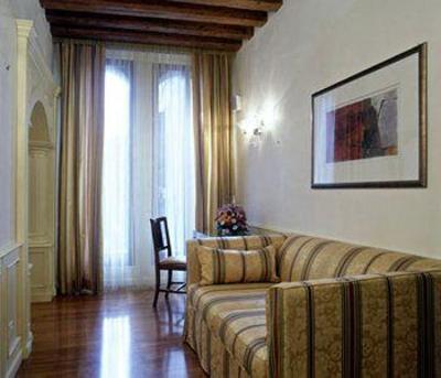 фото отеля Palazzo La Scala
