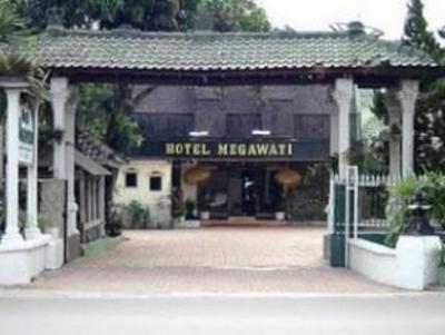 фото отеля Hotel Megawati