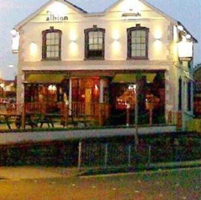 фото отеля The Albion Hotel Farnham