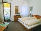 фото отеля Garni Hotel Unter den Linden