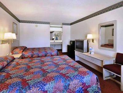 фото отеля Chipley Days Inn