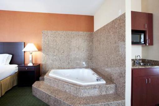 фото отеля Holiday Inn Express Hotel & Suites Reno