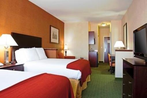 фото отеля Holiday Inn Express Hotel & Suites Reno
