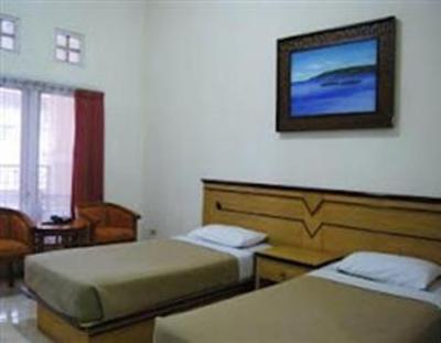 фото отеля Hotel Mahkota Plengkung Banyuwangi