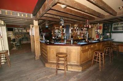 фото отеля The Kings Arms Arkells Pub Chipping Norton
