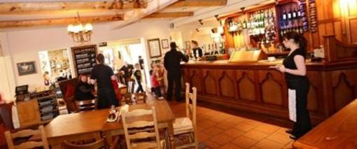 фото отеля Lamb & Flag Hotel Abergavenny