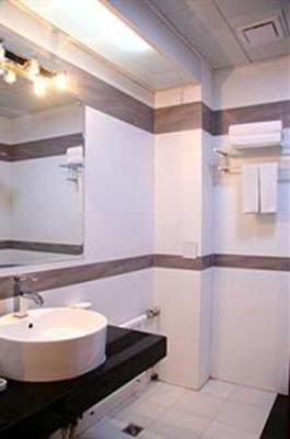 фото отеля Nailun Tianrun Hotel