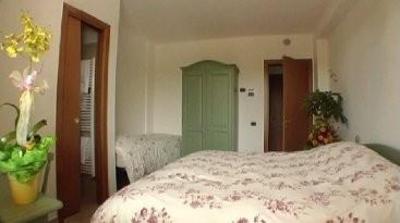 фото отеля Ruri Est Bed and Breakfast