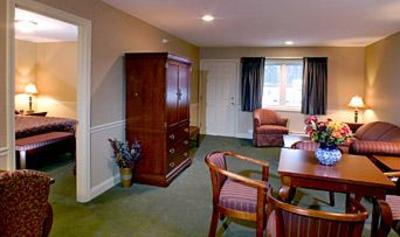 фото отеля Golden Gables Inn