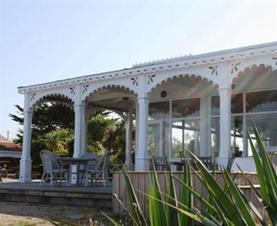фото отеля Hotel La Maison Sur l'Eau