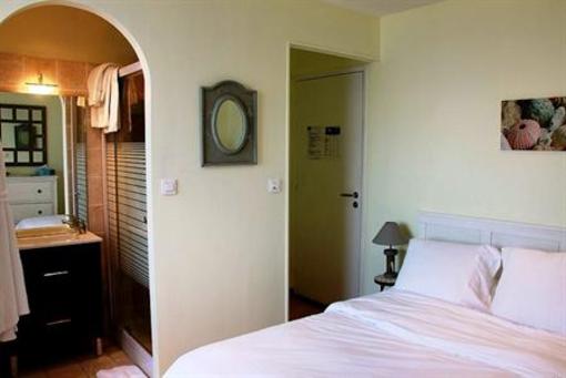 фото отеля Hotel La Maison Sur l'Eau