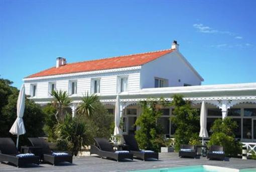 фото отеля Hotel La Maison Sur l'Eau