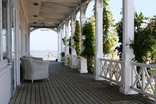 фото отеля Hotel La Maison Sur l'Eau